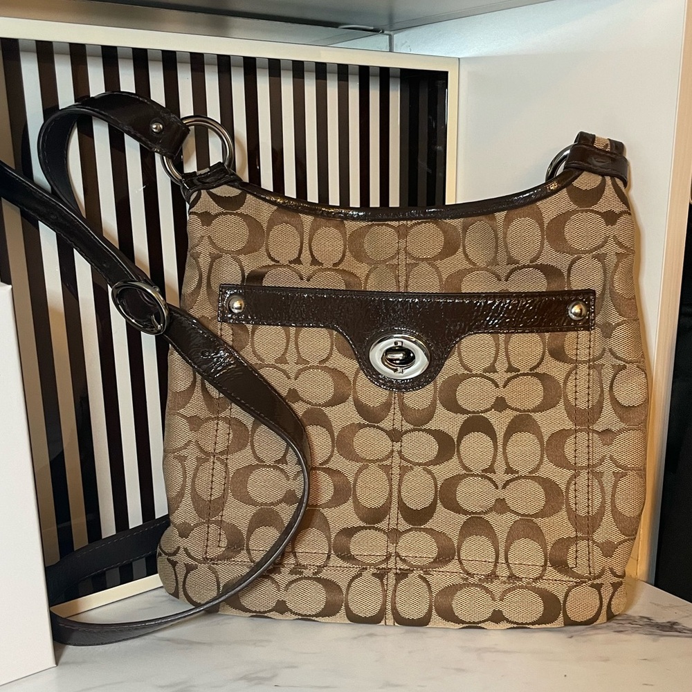 Coach - Vintage Signature Monogram Canvas Logo Crossbody Bag EXCELLENT Cond.